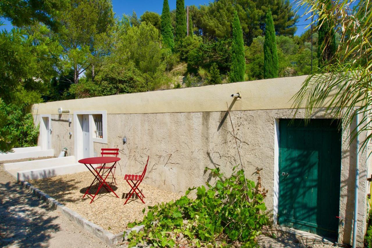 L'Atelier - Piscine - Dans Les Vignes - Cassisヴィラ エクステリア 写真